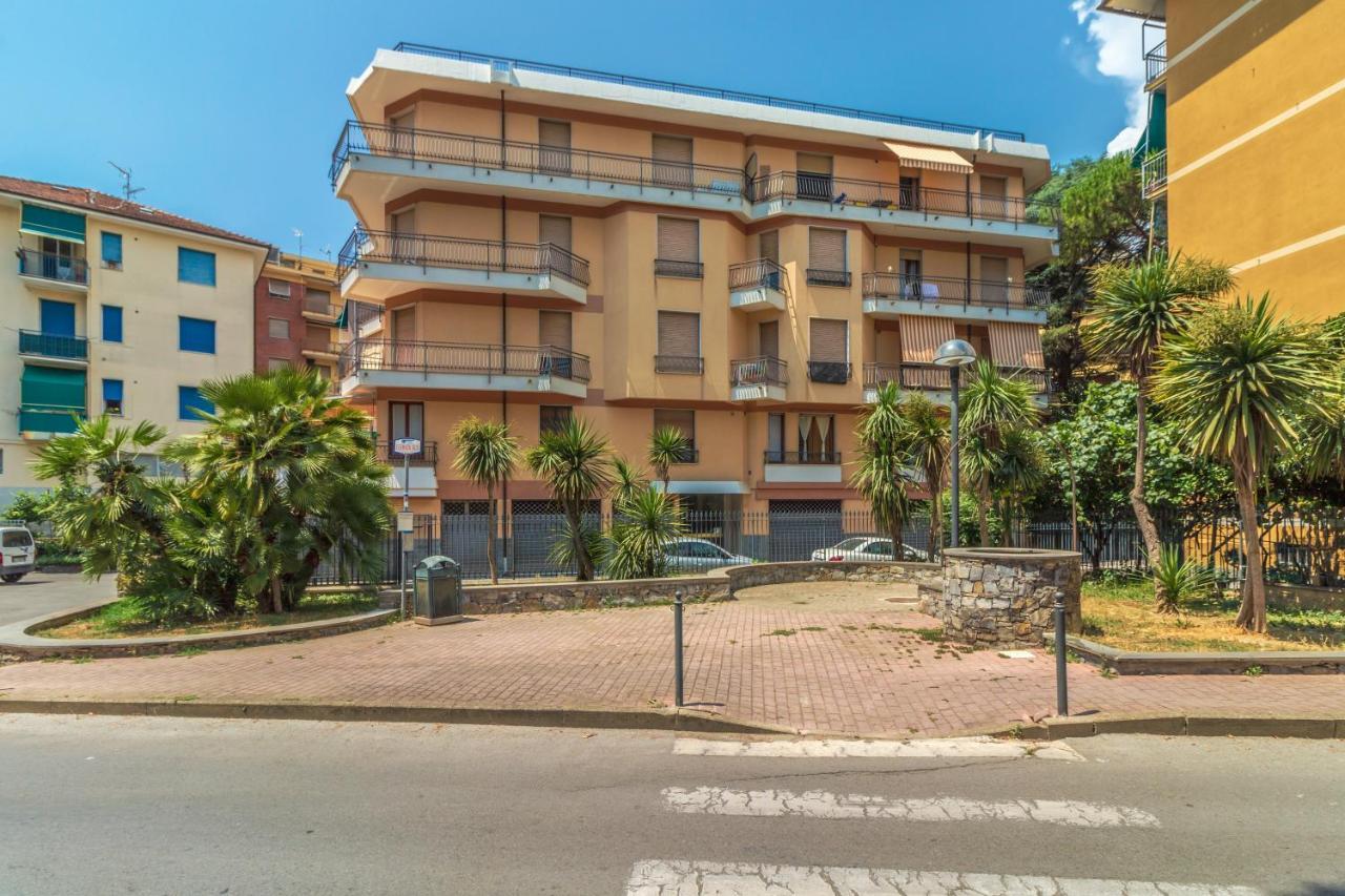 Casa Bea Cuore Di Rapallo Piu Parcheggio Exterior photo